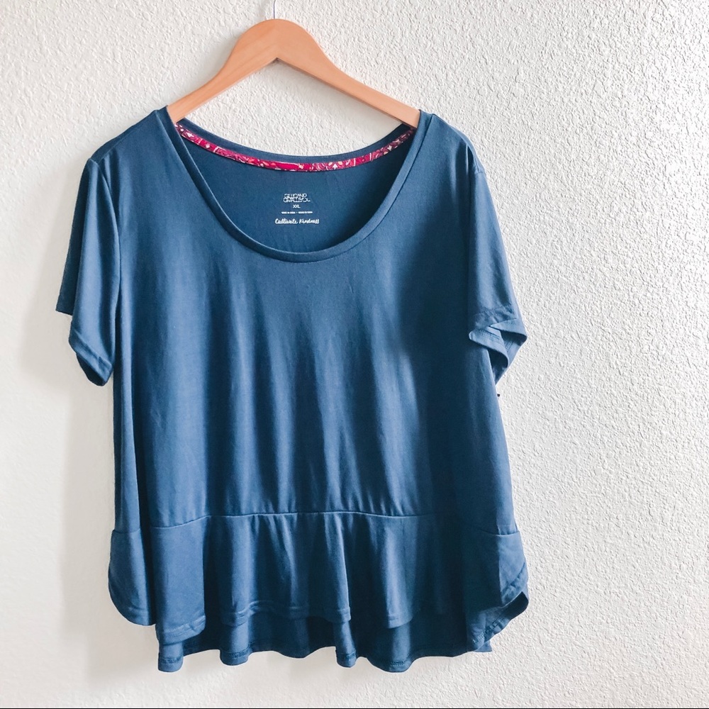 2/$10 bnwt Target Navy Blue Swing Top tee Soft